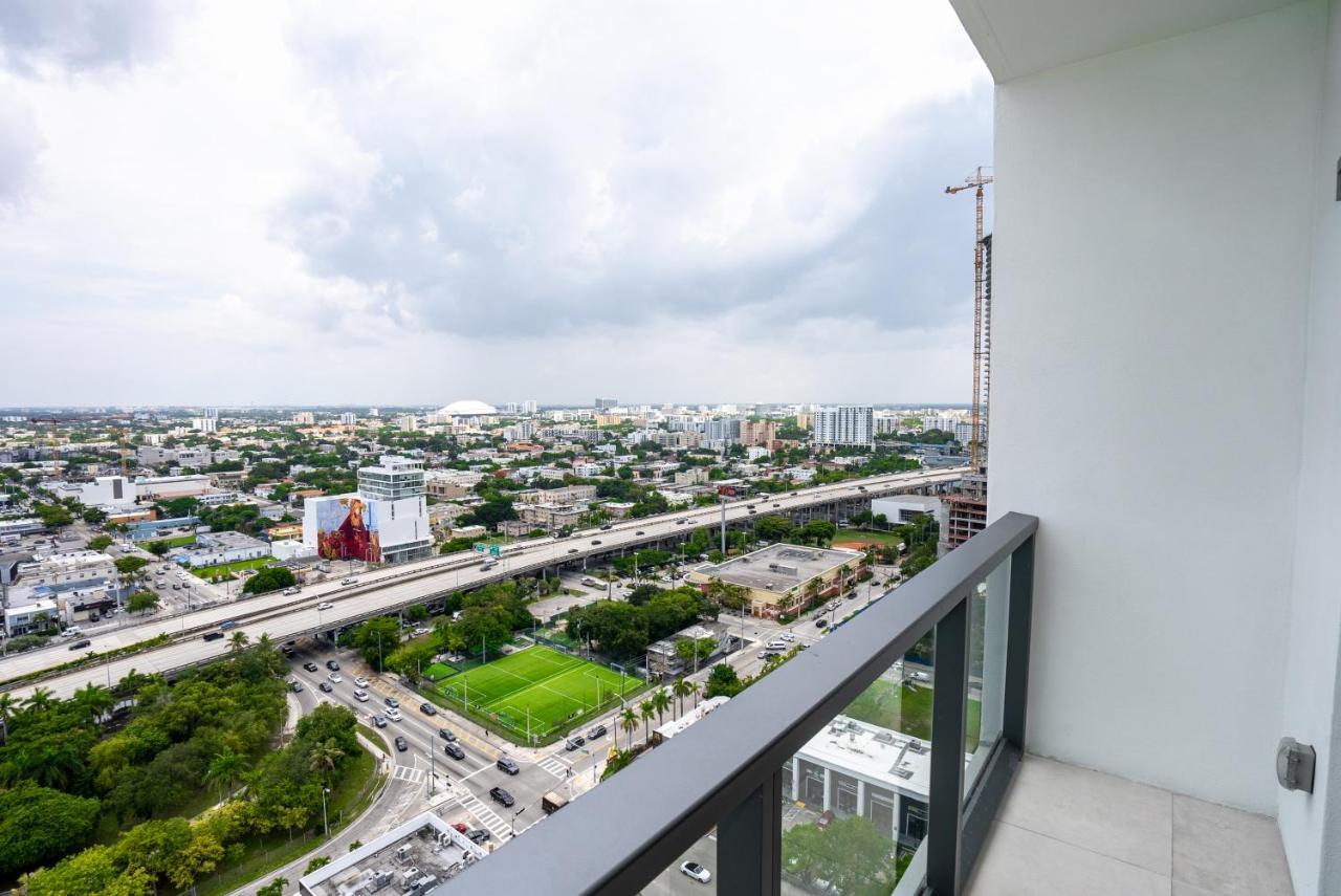 Smart Brickell Hotel マイアミ エクステリア 写真